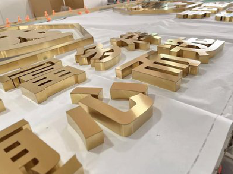 舟山拉丝不锈钢字的特点。